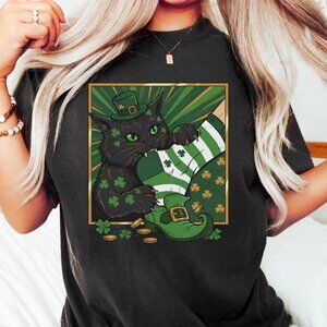 Lucky Bite Cat Shirt, St Patrick’s Day Tee, Shamrock Cat Tee